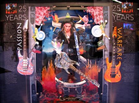 Steve Vai : Guitare Universe édition limitée “Passion and Warfare 25th Anniversary Edition”