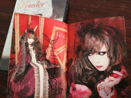 Femme Fatale Concept Single『POWDER』: CD with Photoset & Comment DVD from Jishuban Club and Photobook with autographs