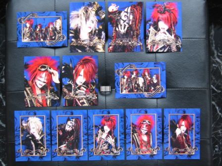 凛 -the end of corruption world- POLAROÏD & TRADING CARD ALBUM: 12 trading cards 1st series