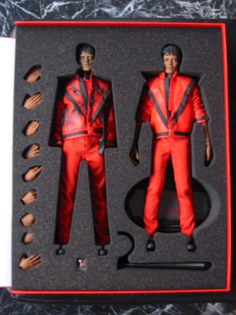 HOT TOYS : M ICON MICHAEL JACKSON (THRILLER)