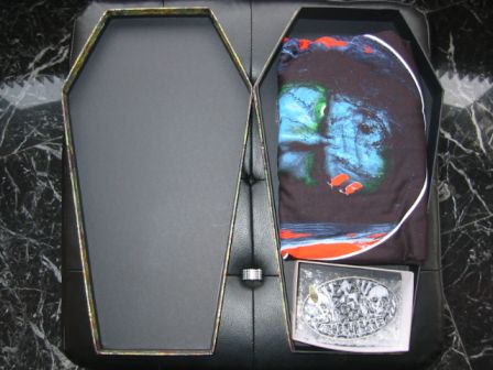 Rob Zombie : Hellbilly Deluxe 2 : Limited Edition Deluxe Box Set : Inside The Specialty Coffin Shaped Box