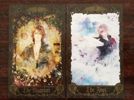 KAMIJO : The Complete Series of Tarot Cards = The 'Louis〜艶血のラヴィアンローズ〜' Series + The 'SYMPHONY OF THE VAMPIRE' Series