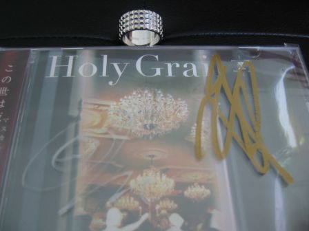 Versailles Philharmonic Quintet: Holy Grail CD+DVD - Limited Edition: Autographed by KAMIJO & MASASHI with Comment DVD Bonus from Closet Child: Front (Detail)
